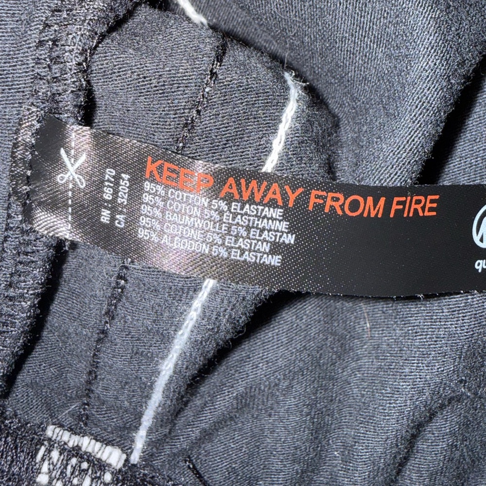 Urban Outfitters Black Capri Trousers with White Stripes - Picture 4 of 4